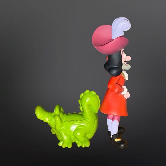 Disney Jake And The Neverland Pirate Ship Action Figures & Projectiles A8 - Picture 2 of 9